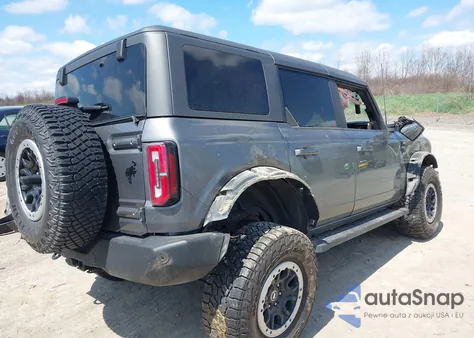 2022 Ford Bronco Outer Banks из США, поврежденный, VIN 1FMEE5DP3NLB03118